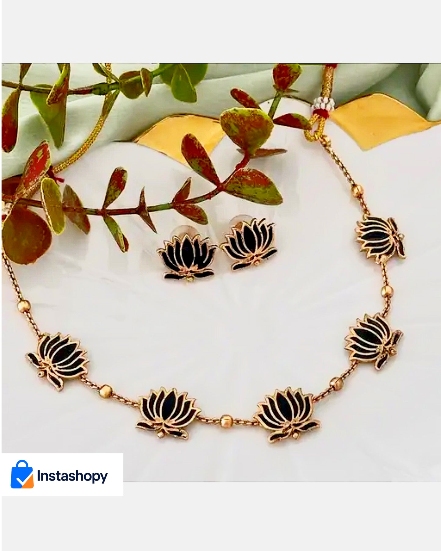 Elegant Lotus Design Necklace – Traditional Ethnic Jewelry