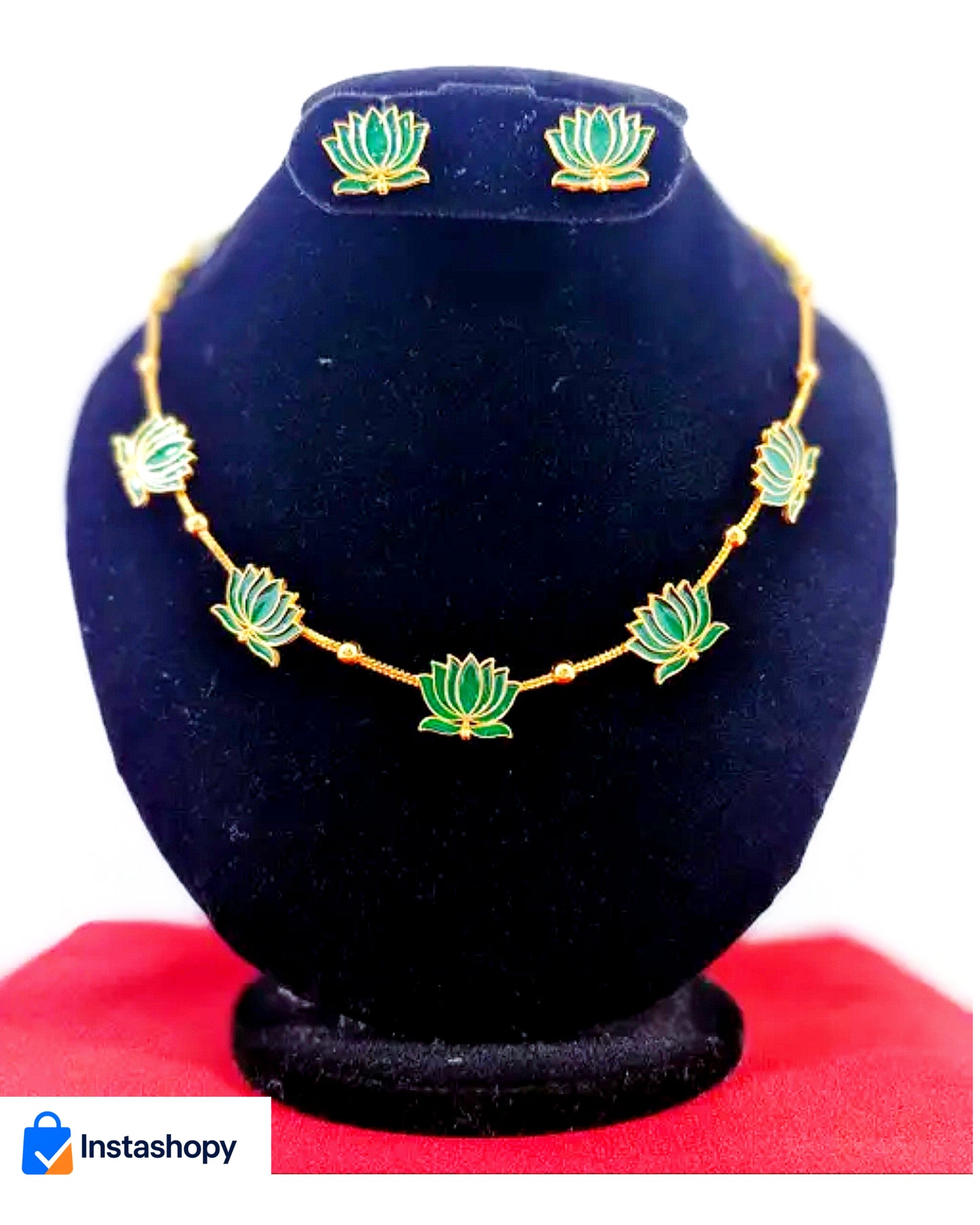Elegant Lotus Design Necklace – Traditional Ethnic Jewelry